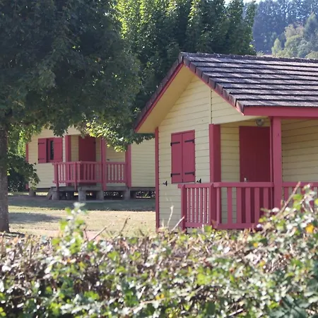 Camping Les Feuilles Chauffailles Extérieur photo