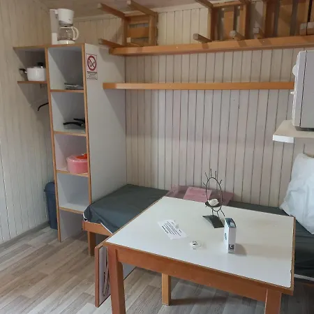 Camping Les Feuilles Chauffailles Extérieur photo